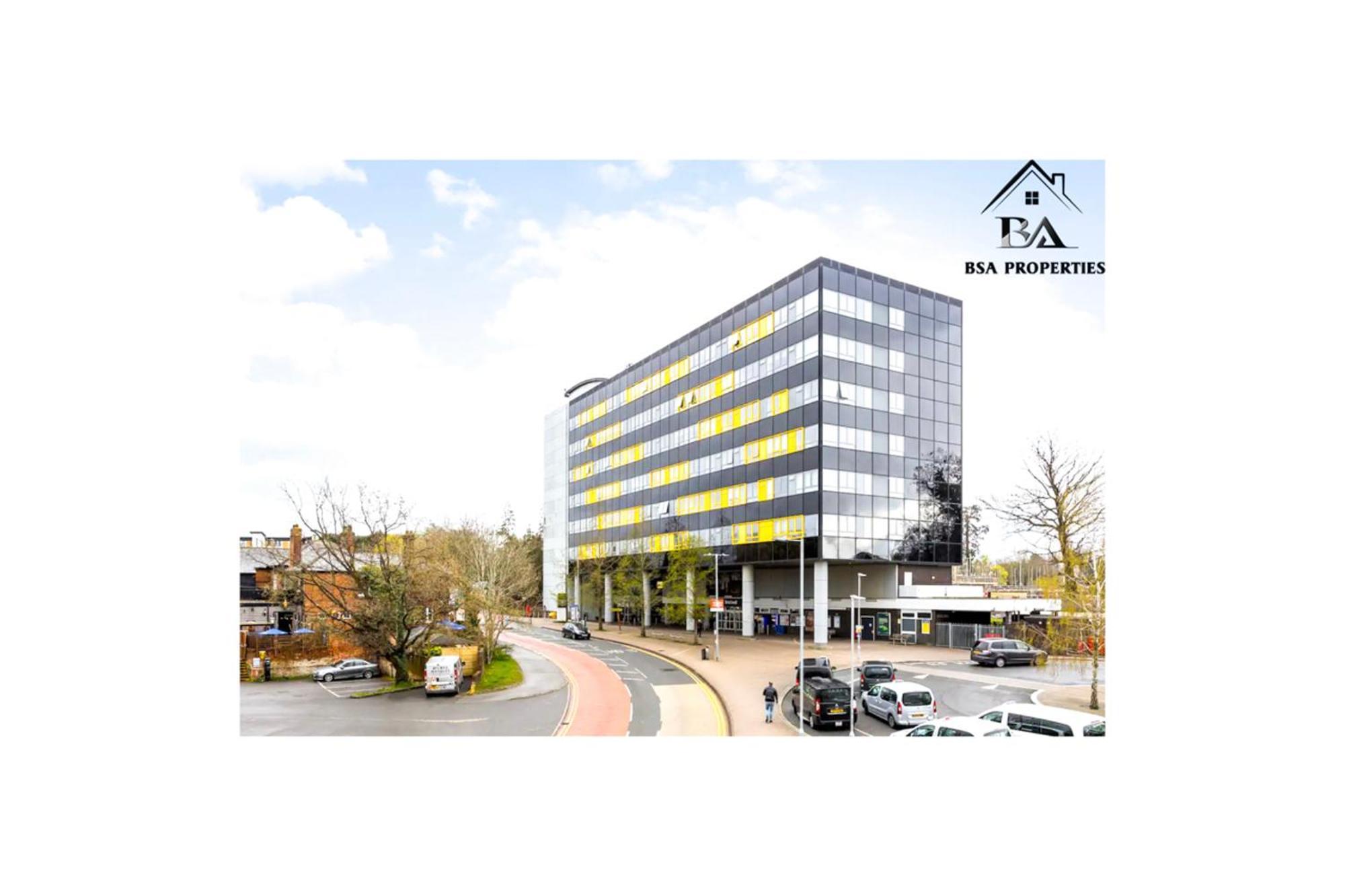 City Centre Ascot Apartment: Pet-Friendly with Free Parking Bracknell Exterior photo